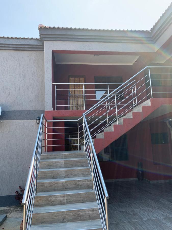 Sekaka Fully Furnished Apartments Gaborone Exterior photo